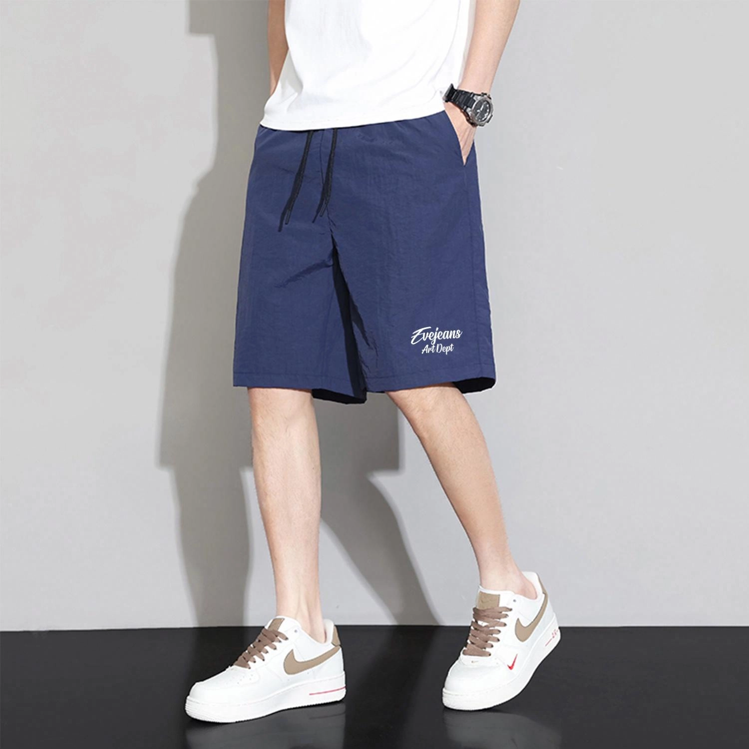 EVE Jeans logo