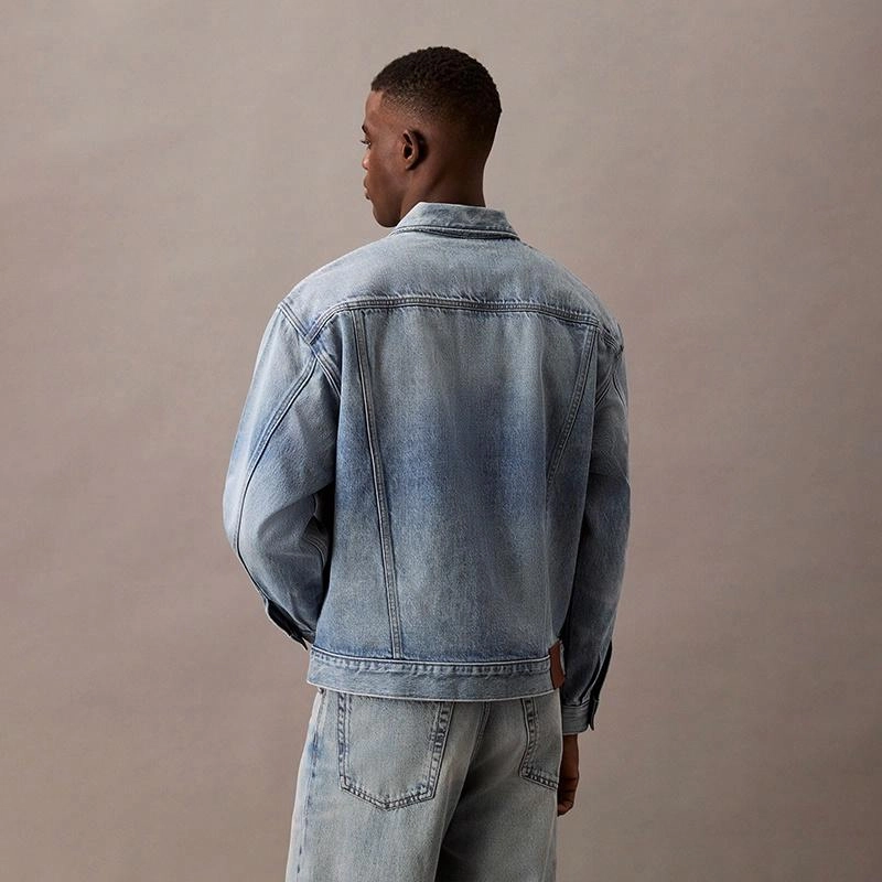 CALVIN KLEIN R7Q-