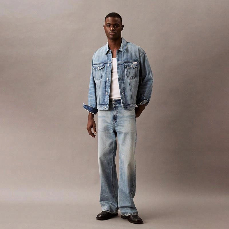 CALVIN KLEIN R7Q-