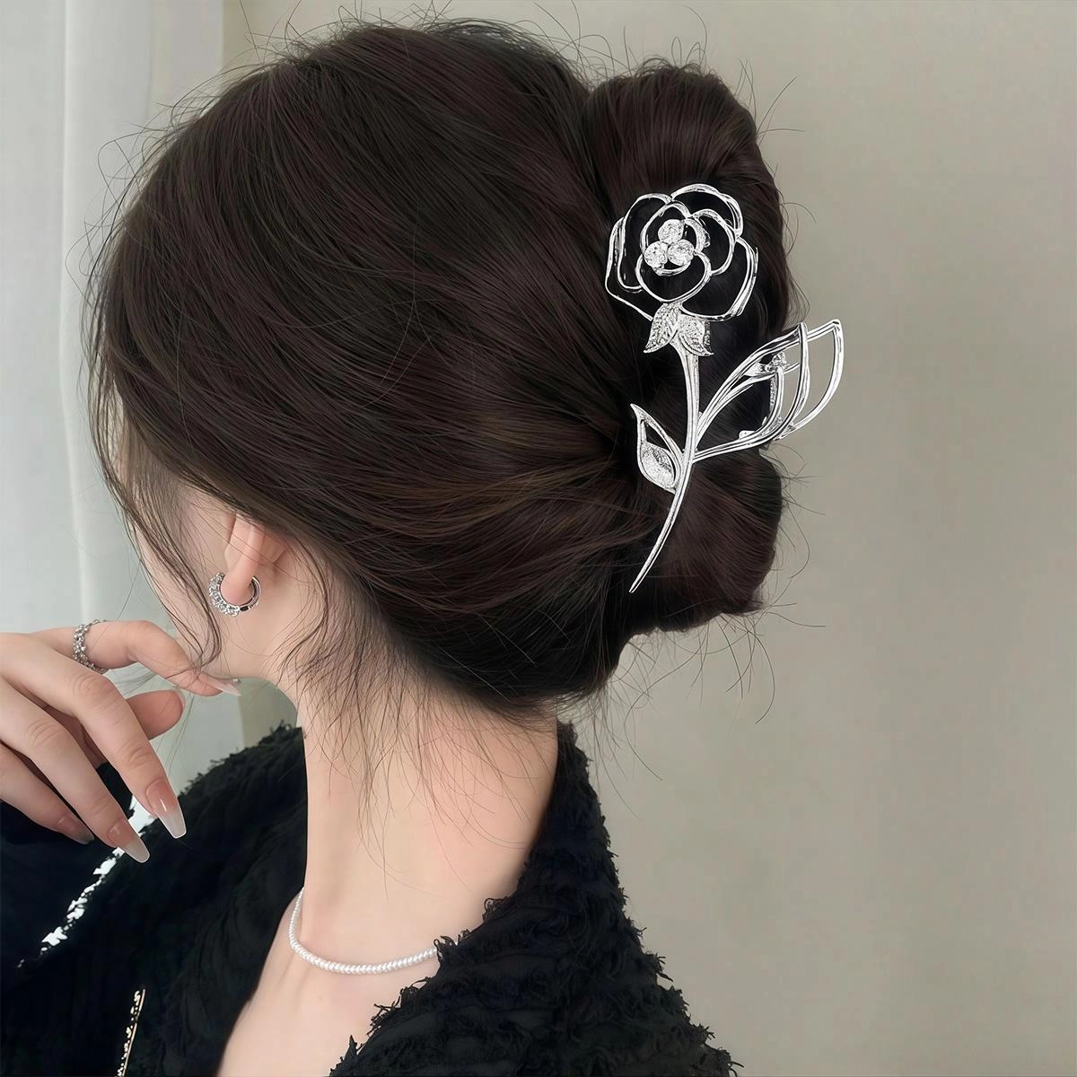 贯古今 森系仙美玫瑰花抓夹秋冬后脑勺高级感法式鲨鱼夹设计感小众发饰 合金 发夹 女款