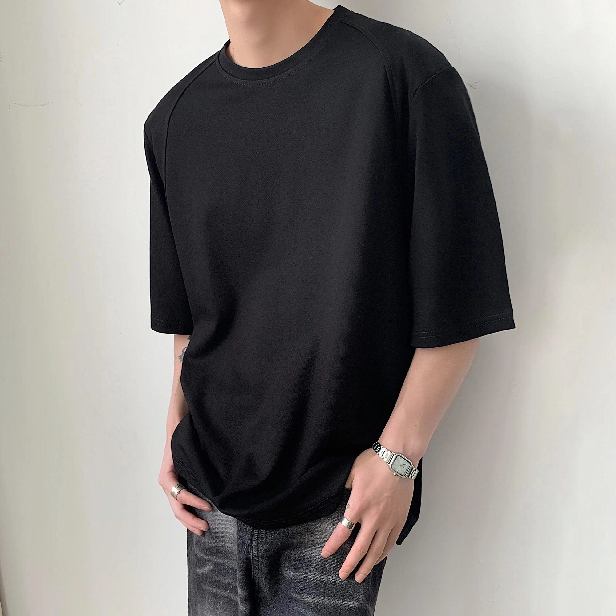 URBAN AUTHENTIC T