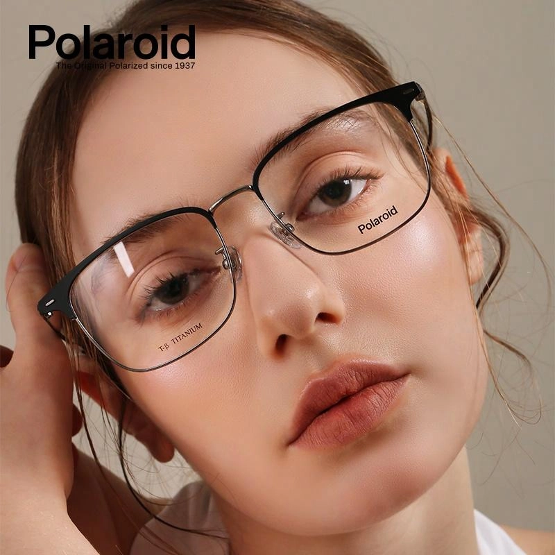 Polaroid