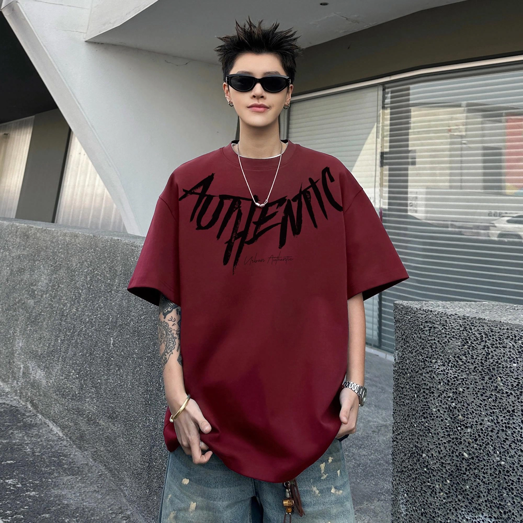 URBAN AUTHENTIC T