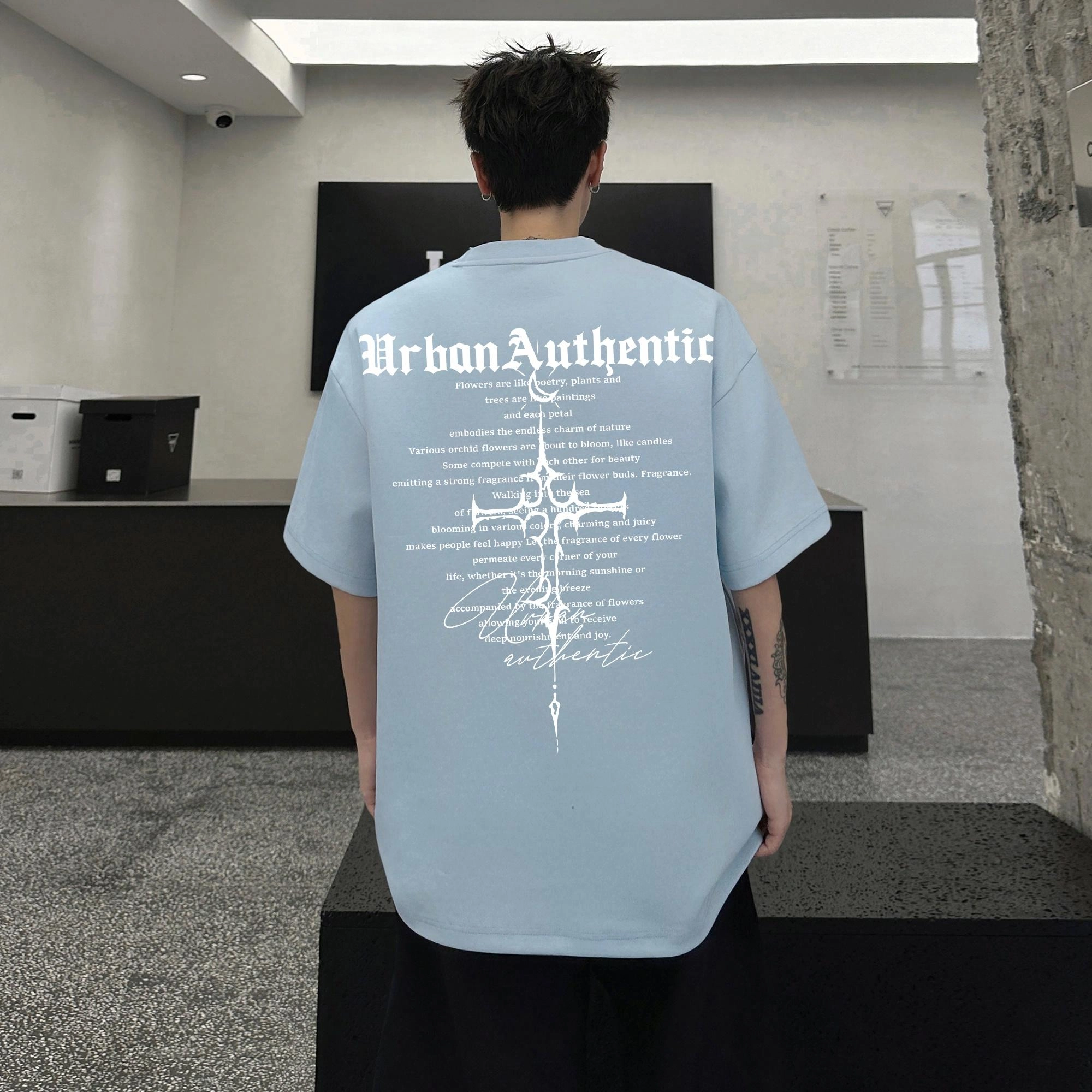 URBAN AUTHENTIC logoT