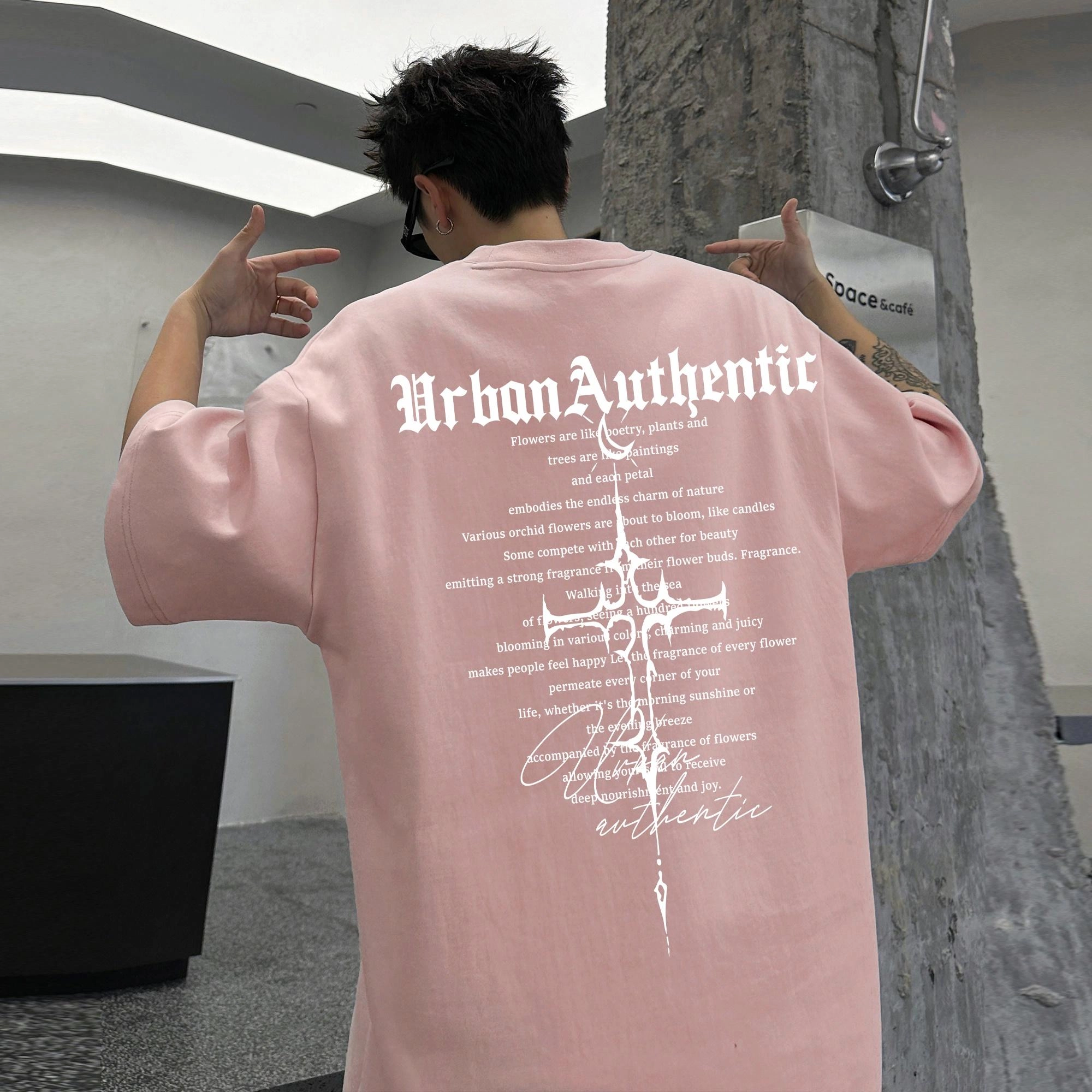 URBAN AUTHENTIC logoT