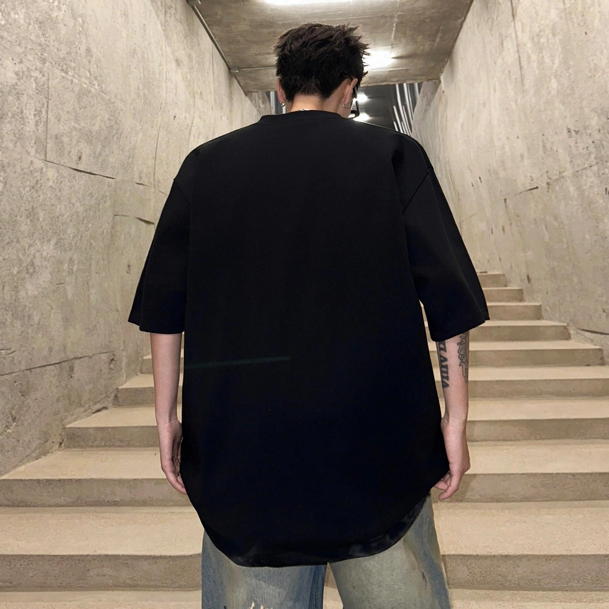 URBAN AUTHENTIC logoT