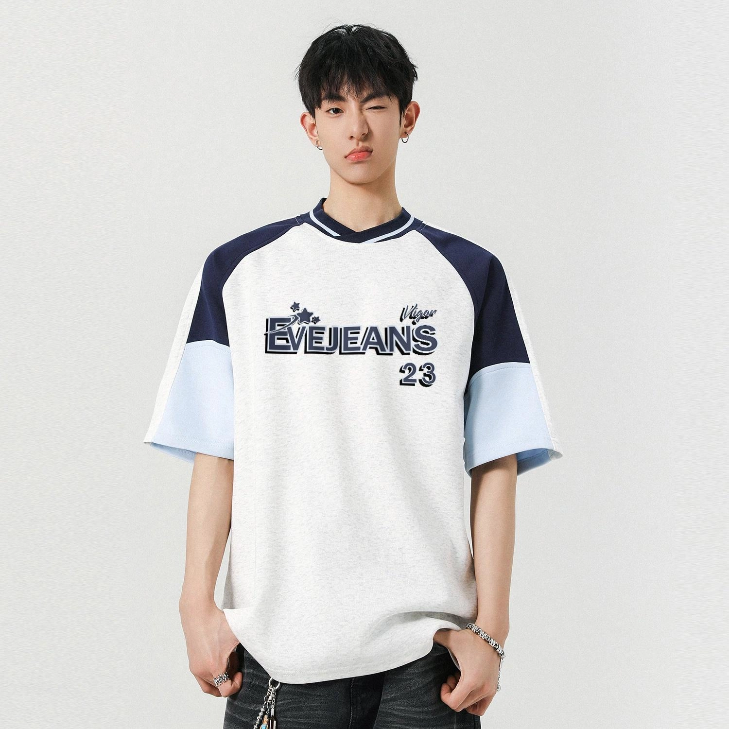 EVE Jeans LogoT