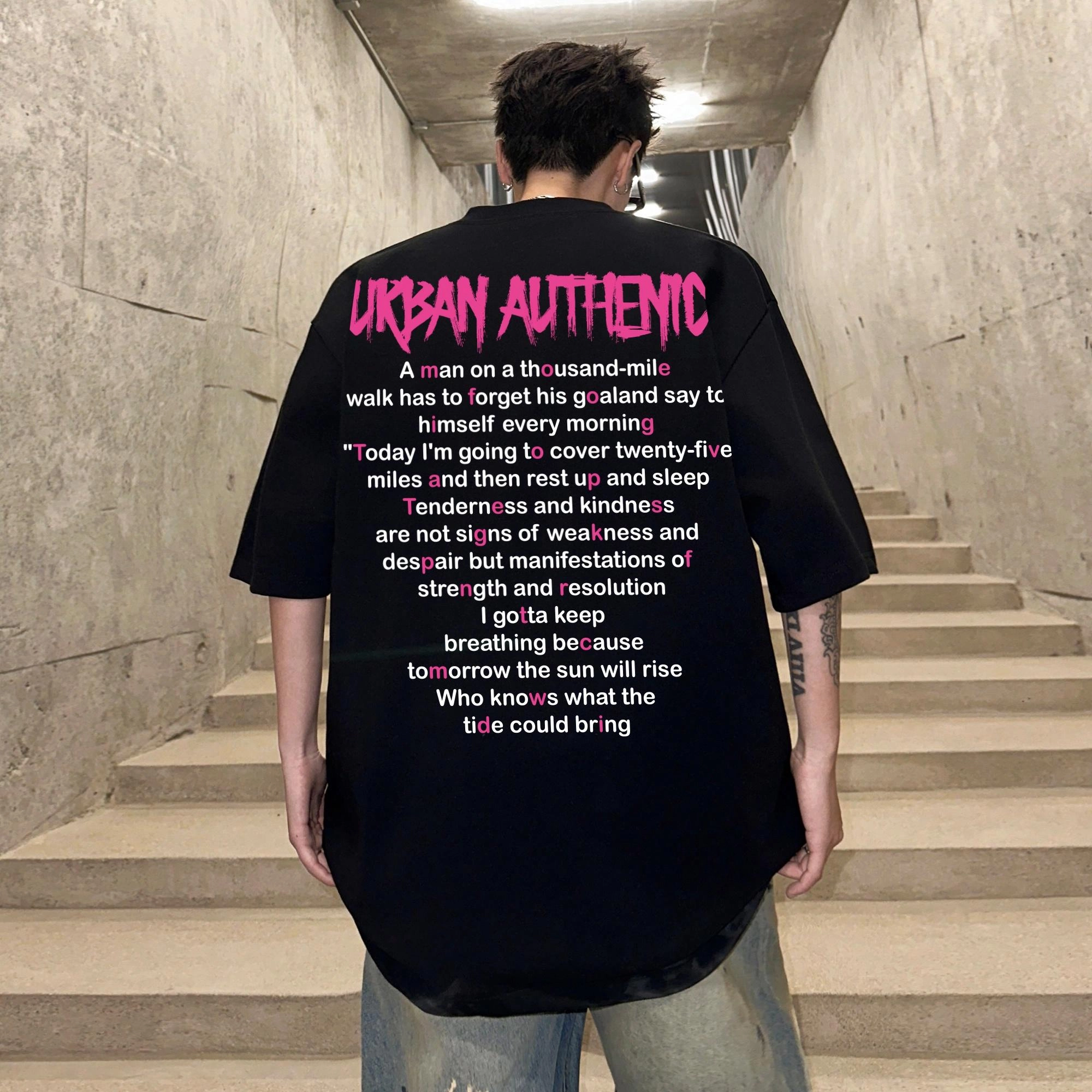 URBAN AUTHENTIC logoT