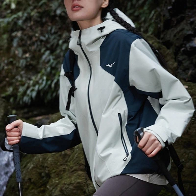 Mizuno ESSENTIAL Logo