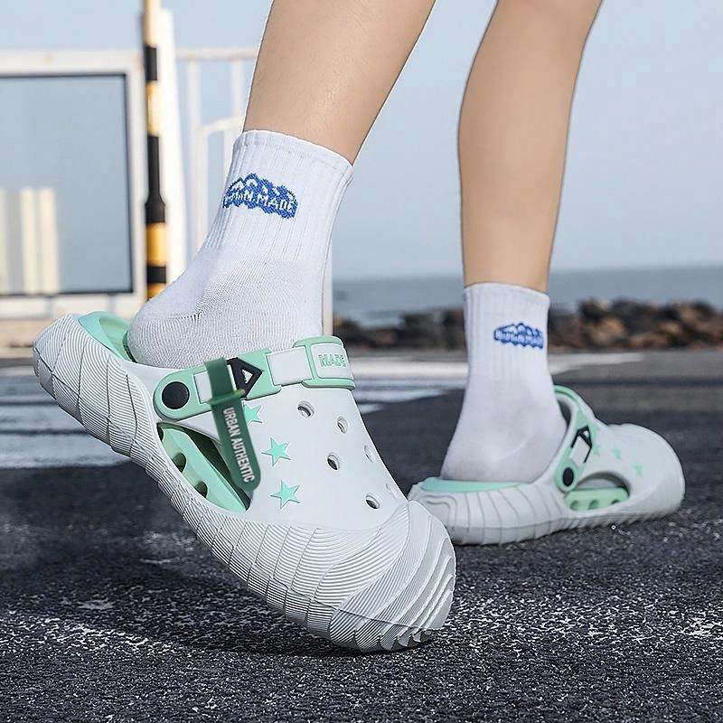 URBAN AUTHENTIC EVA