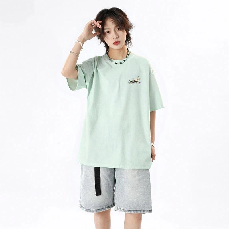 URBAN AUTHENTIC T