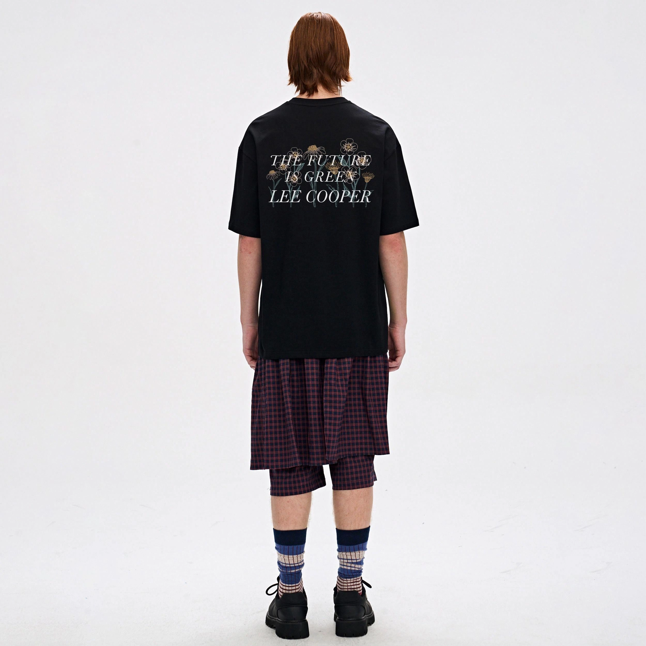 Lee Cooper T