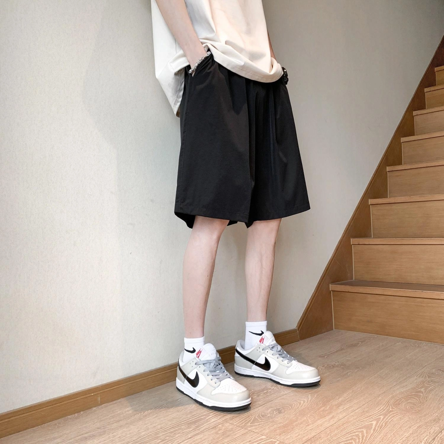 AWAO