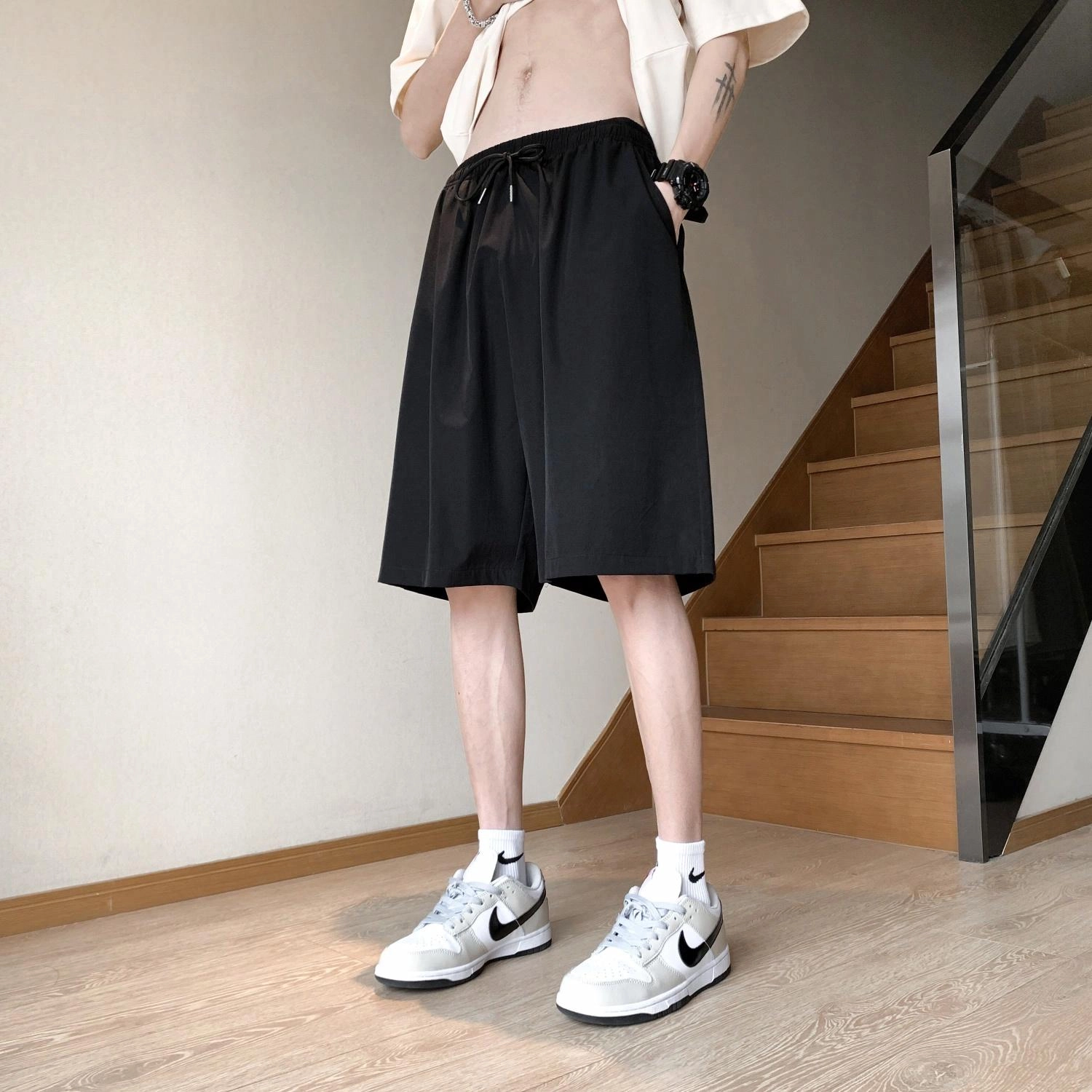 AWAO