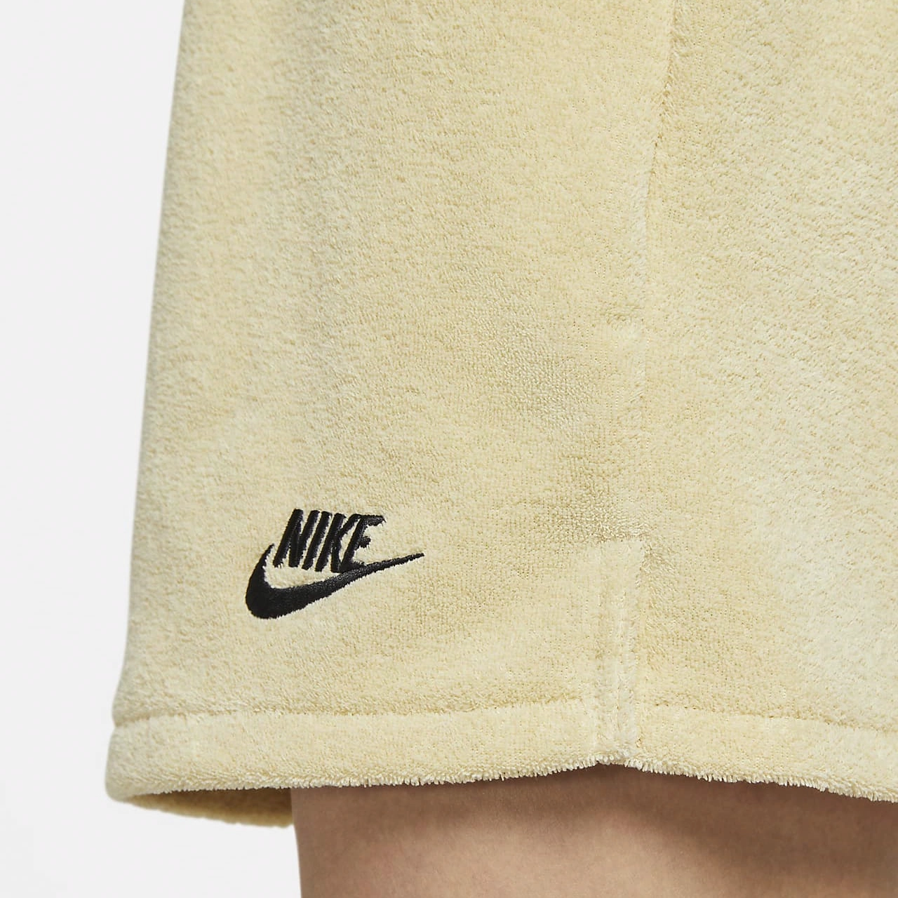 Nike Club Fleece Logo