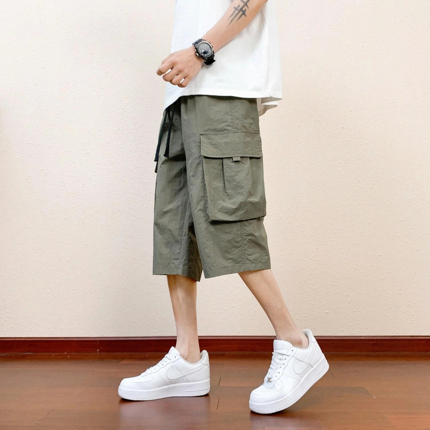 AWAO