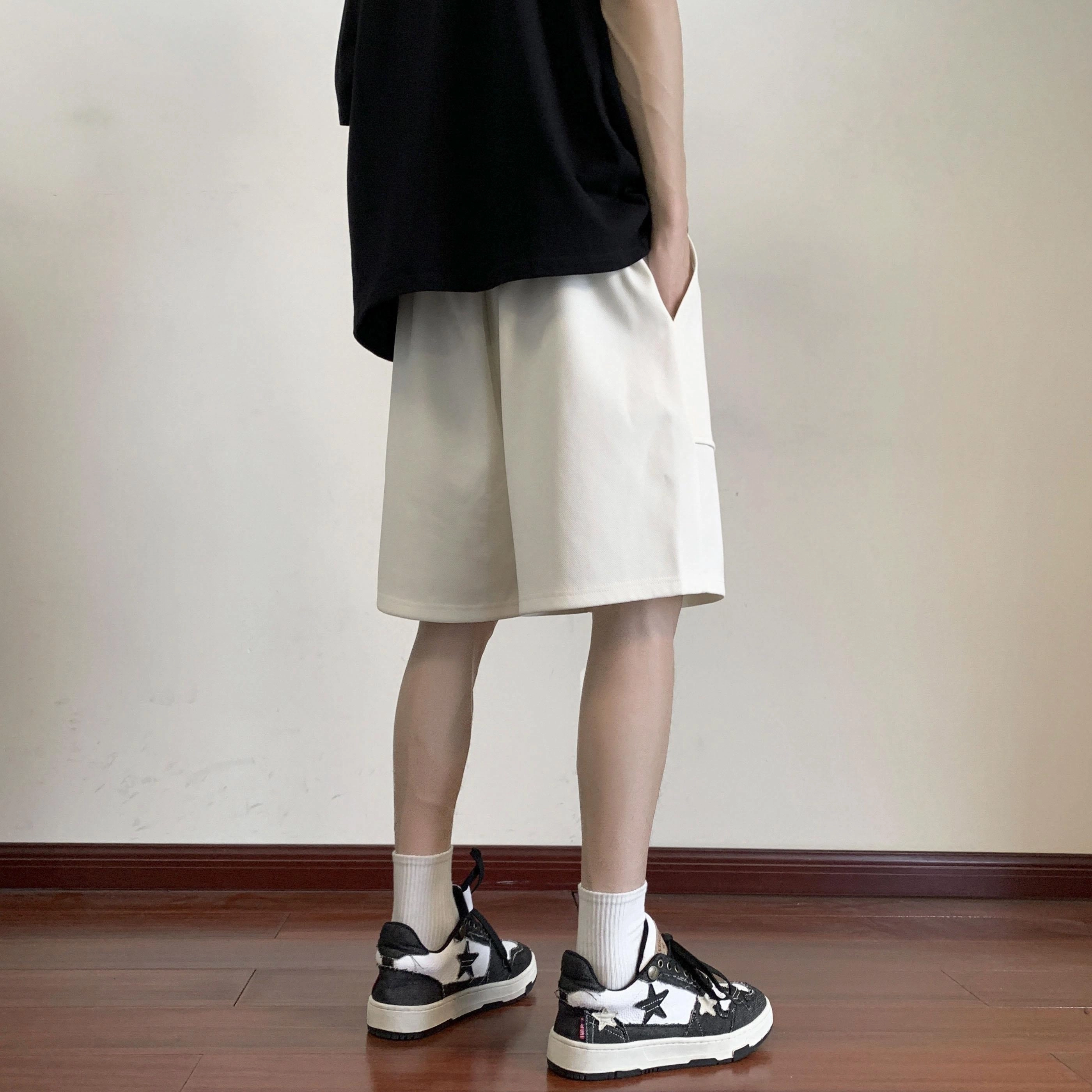 AWAO