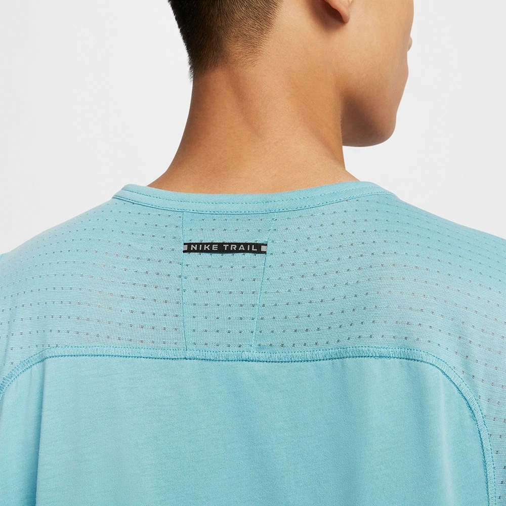 Nike Solar ChaseDri-FIT