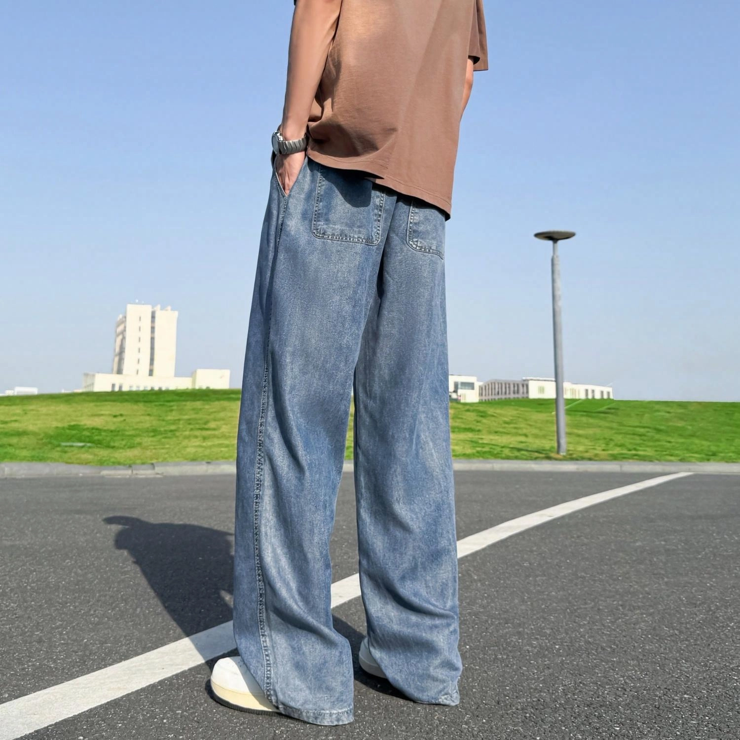 JEANSWEST