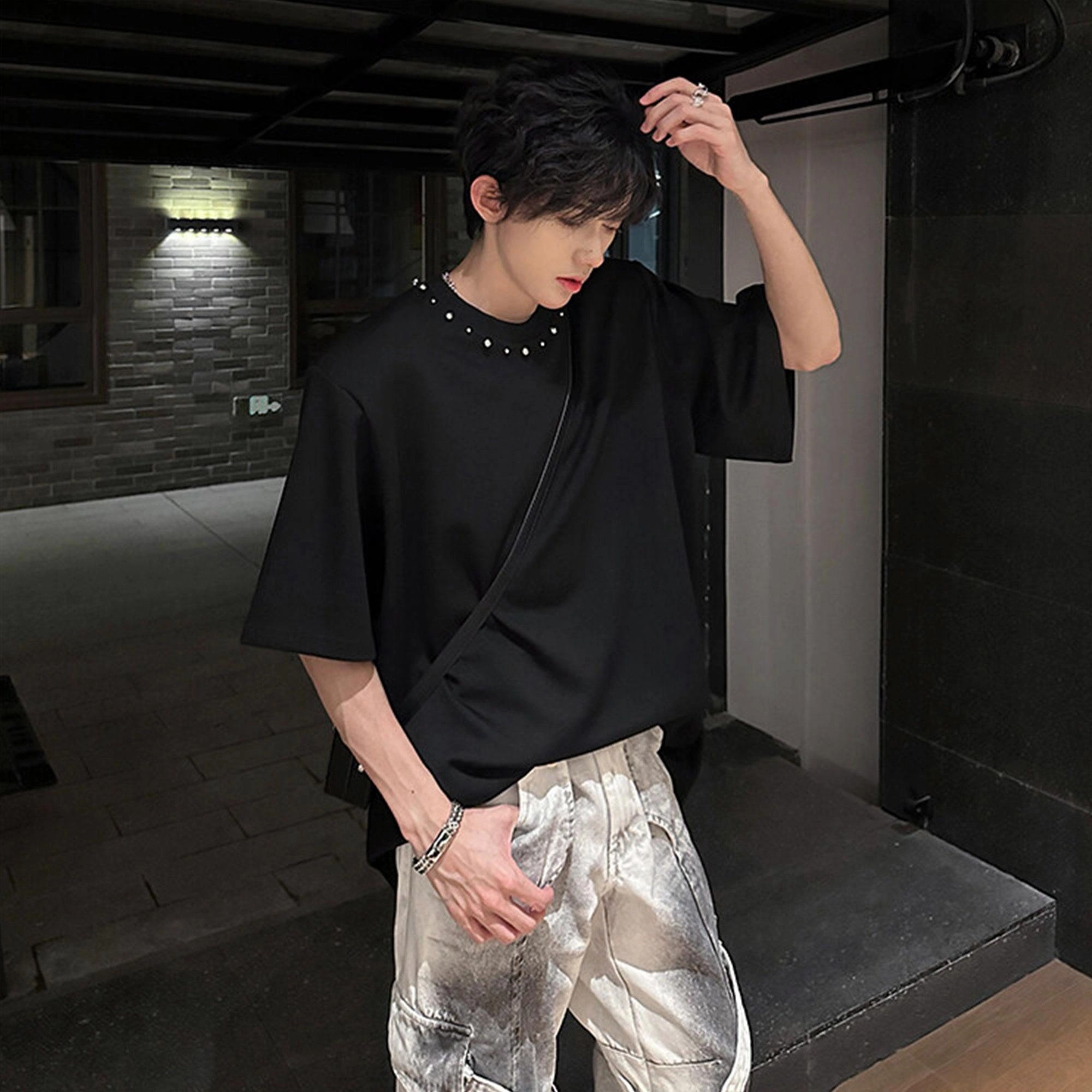 URBAN AUTHENTIC T