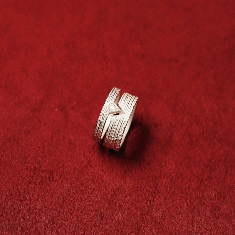 Empress 47 925