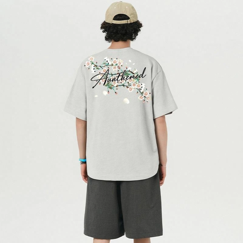 UNthemed T