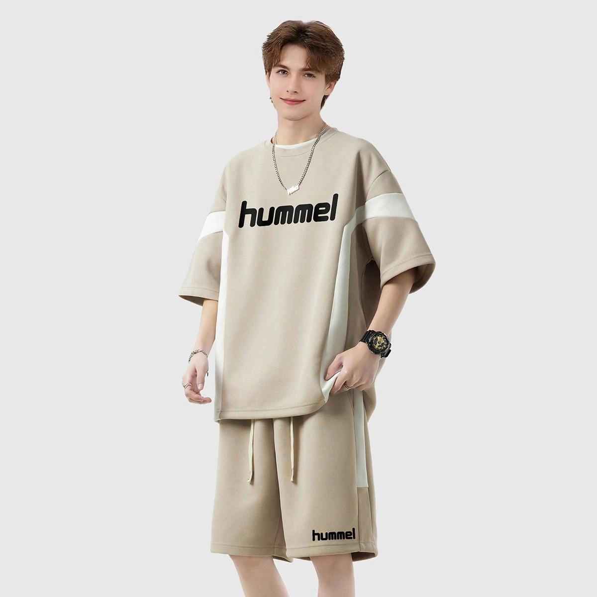 hummel LogoT
