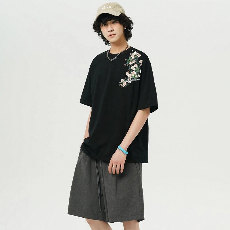 UNthemed T