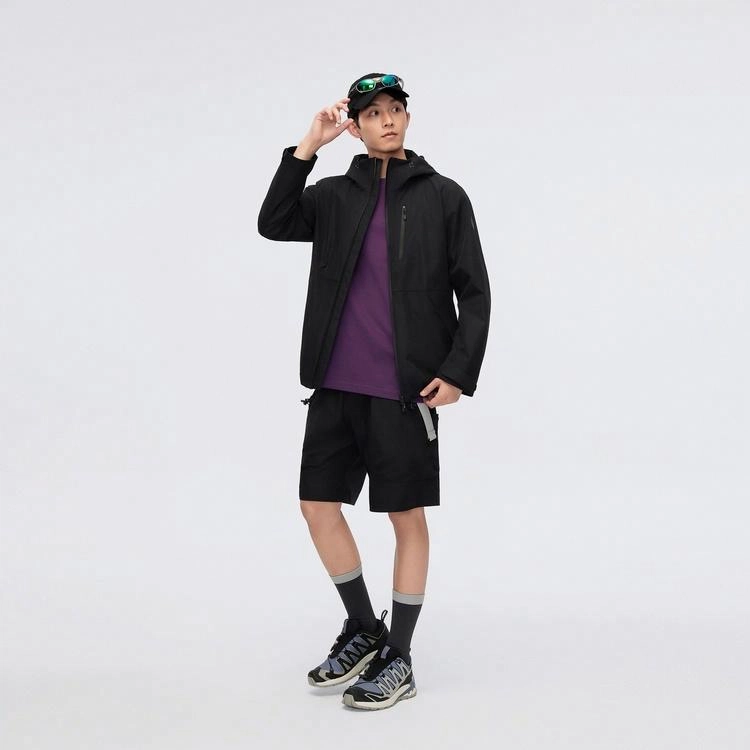 波司登  冲锋衣系列 户外防风防水透气纯色胸贴袋徒步骑行登山连帽单壳  秋季冲锋衣 男款