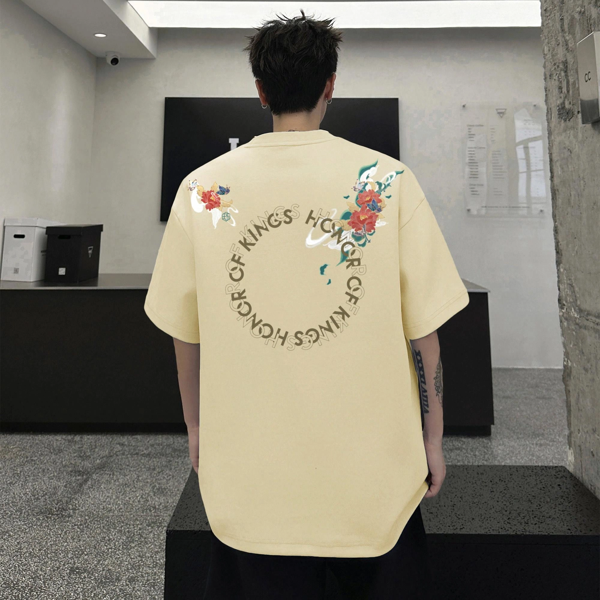 Logo T