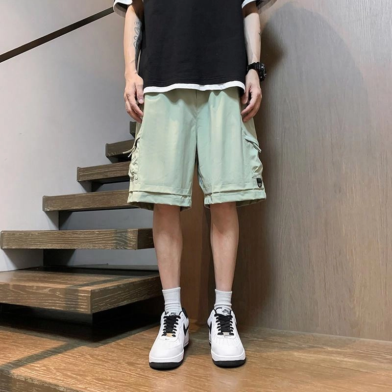 UNthemed