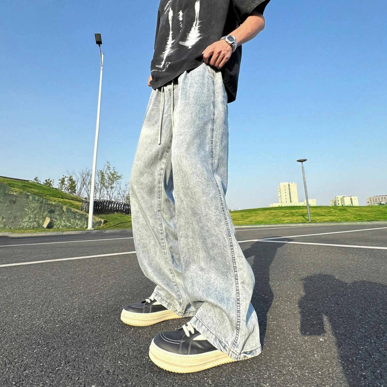 JEANSWEST