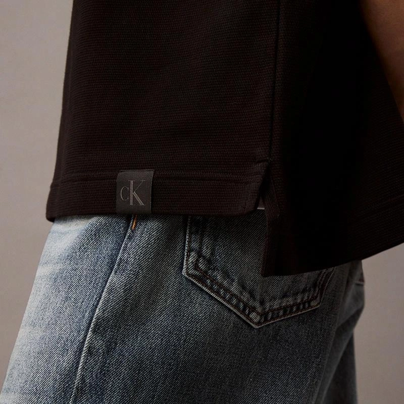 CALVIN KLEIN T