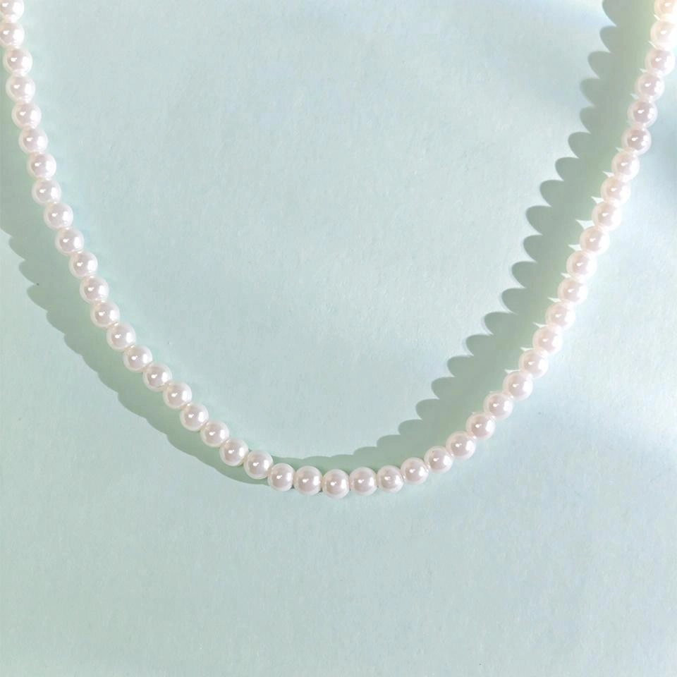 925