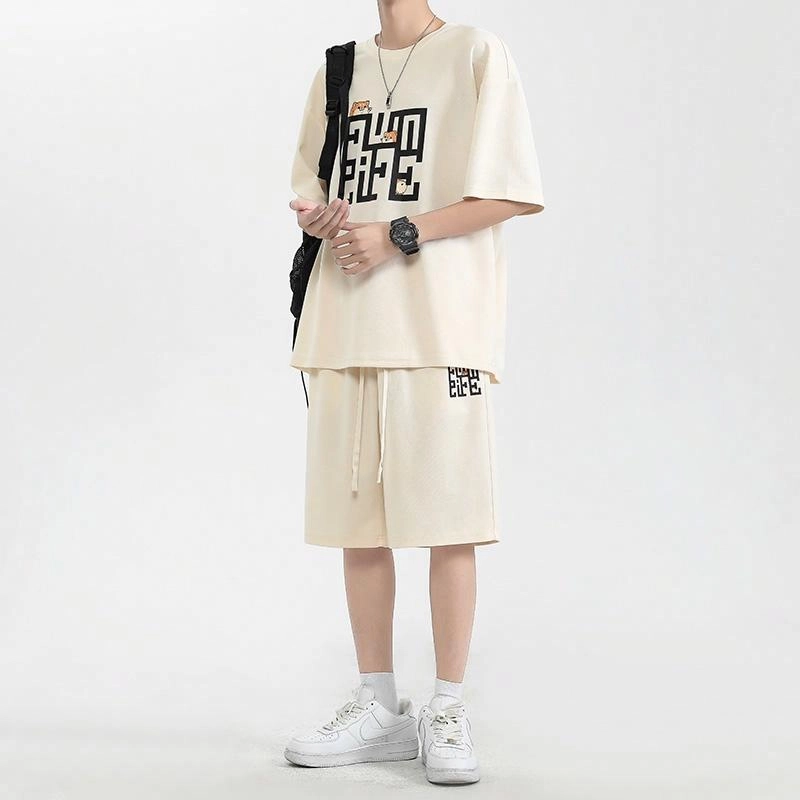 NEAR HERE QT