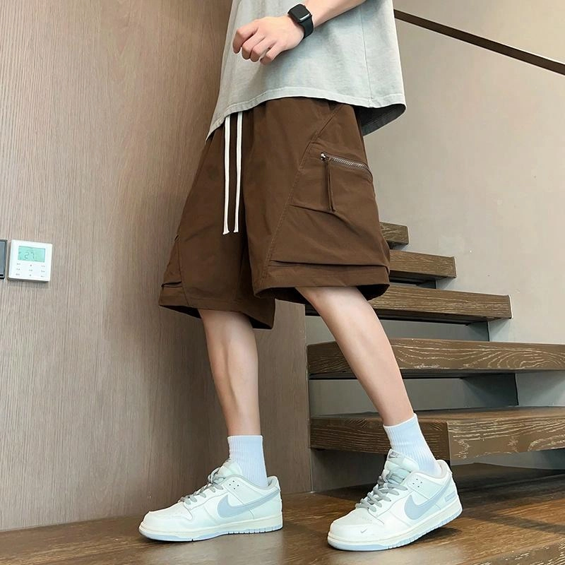 UNthemed