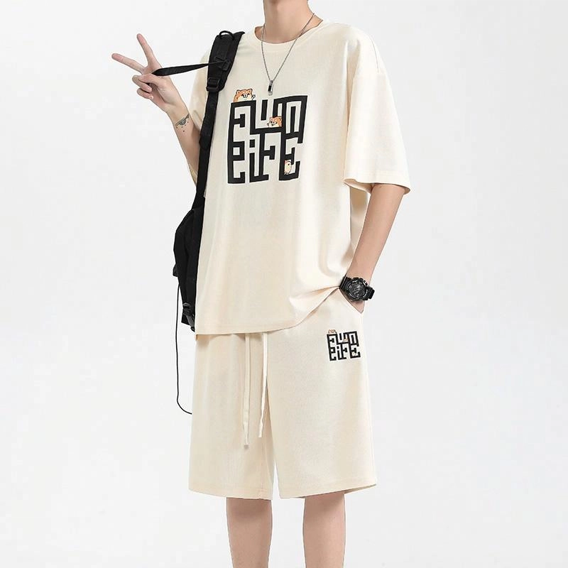 NEAR HERE QT