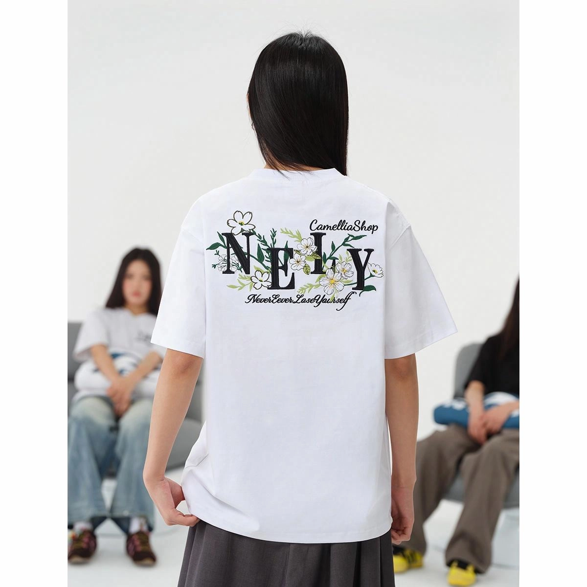 NELY teeT