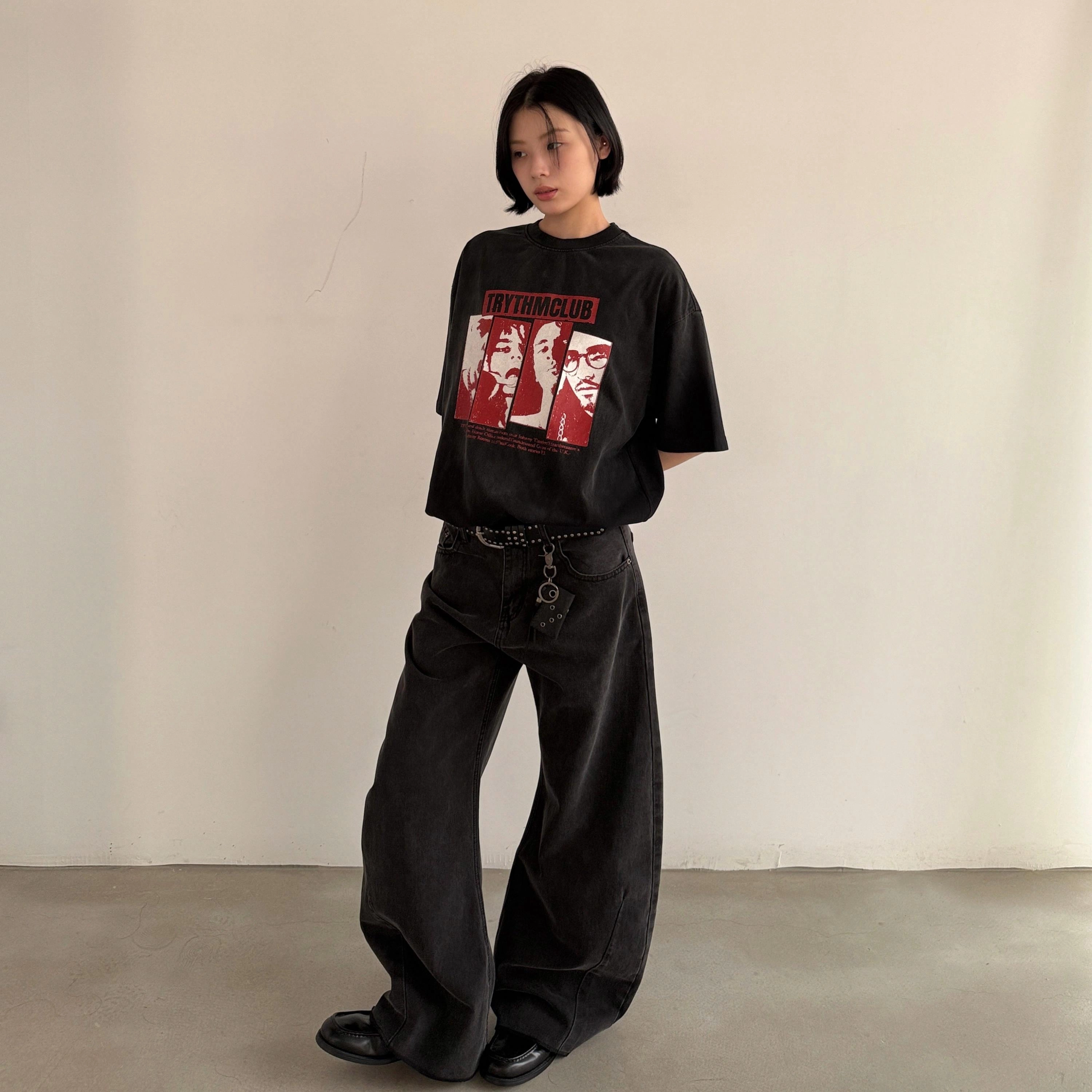 MAD WITCH T