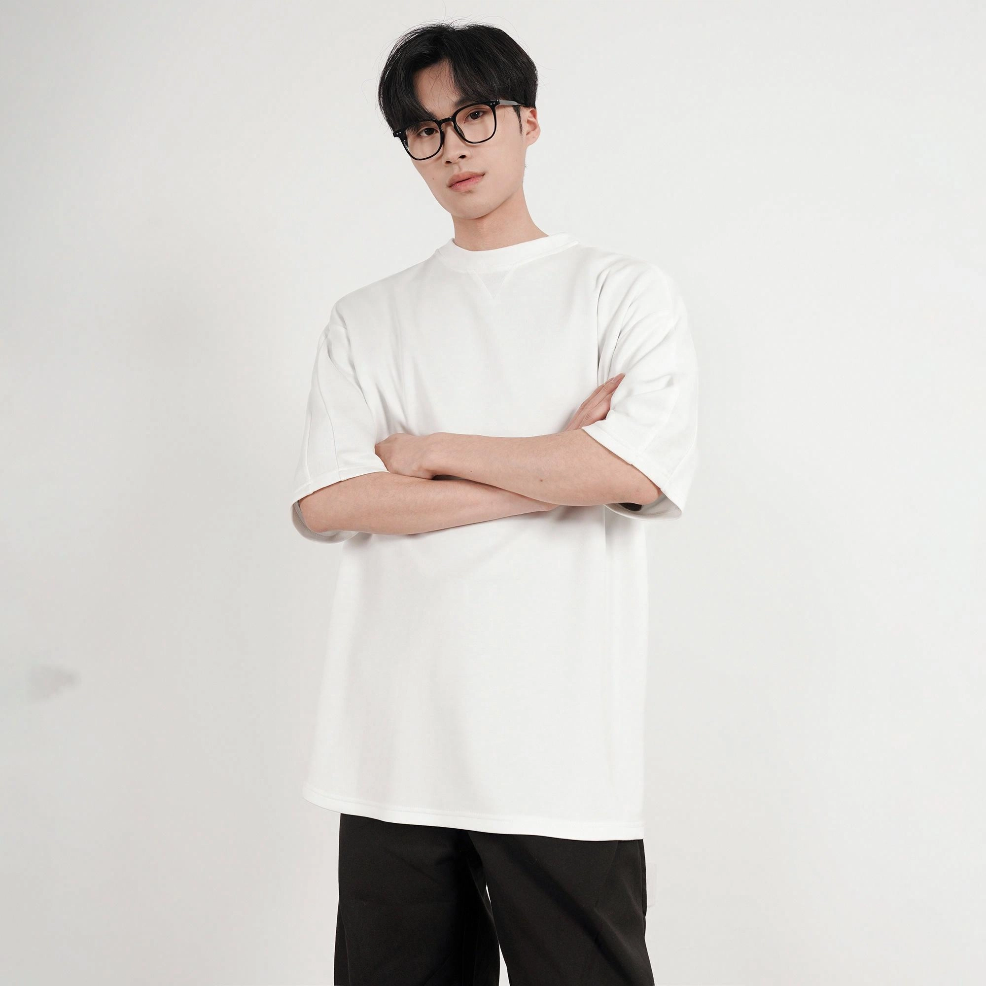 URBAN AUTHENTIC T