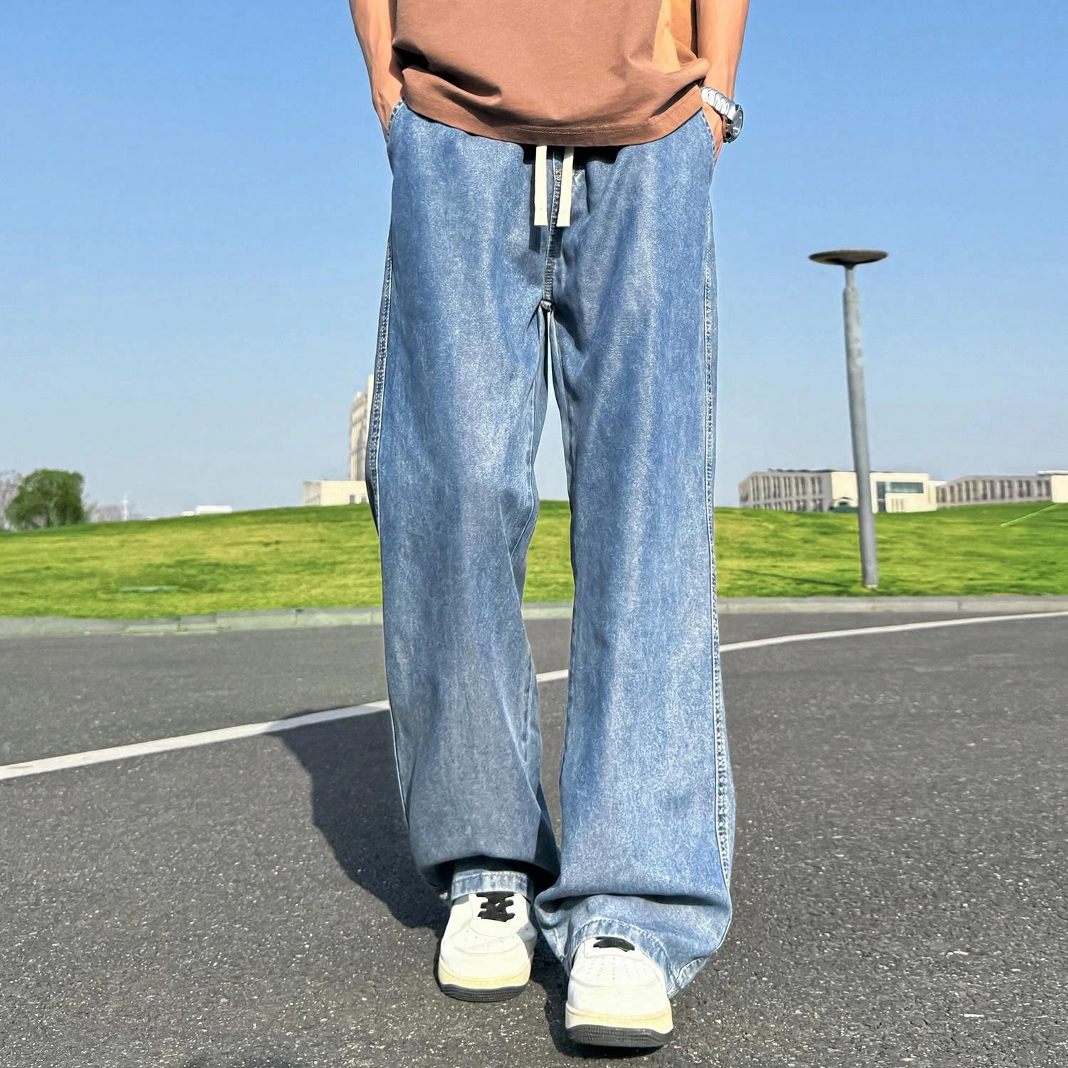 JEANSWEST