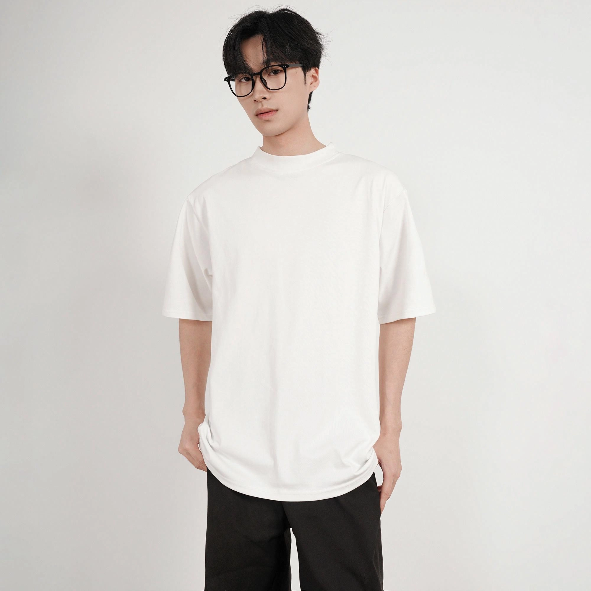 URBAN AUTHENTIC T