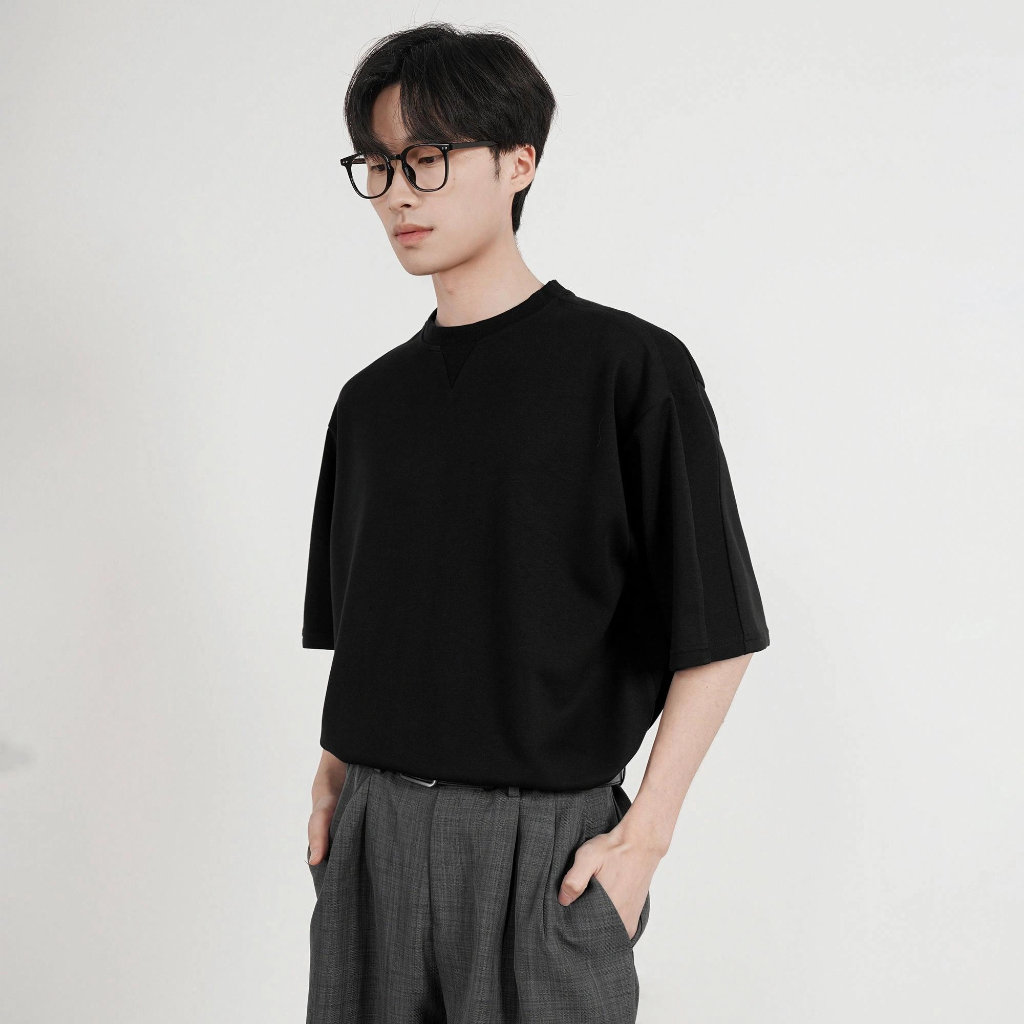 URBAN AUTHENTIC T