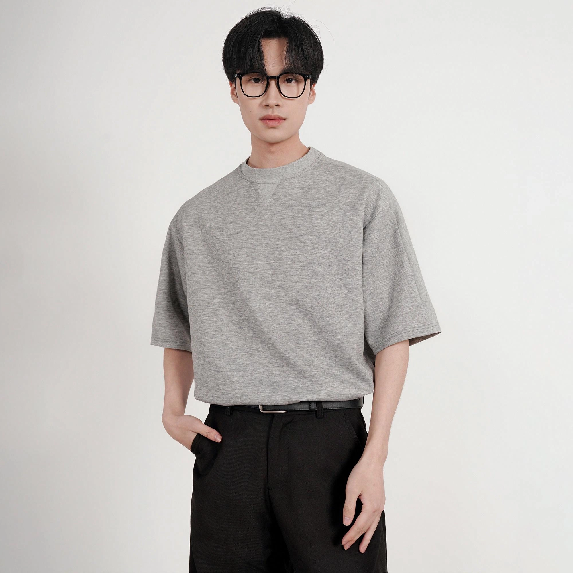 URBAN AUTHENTIC T