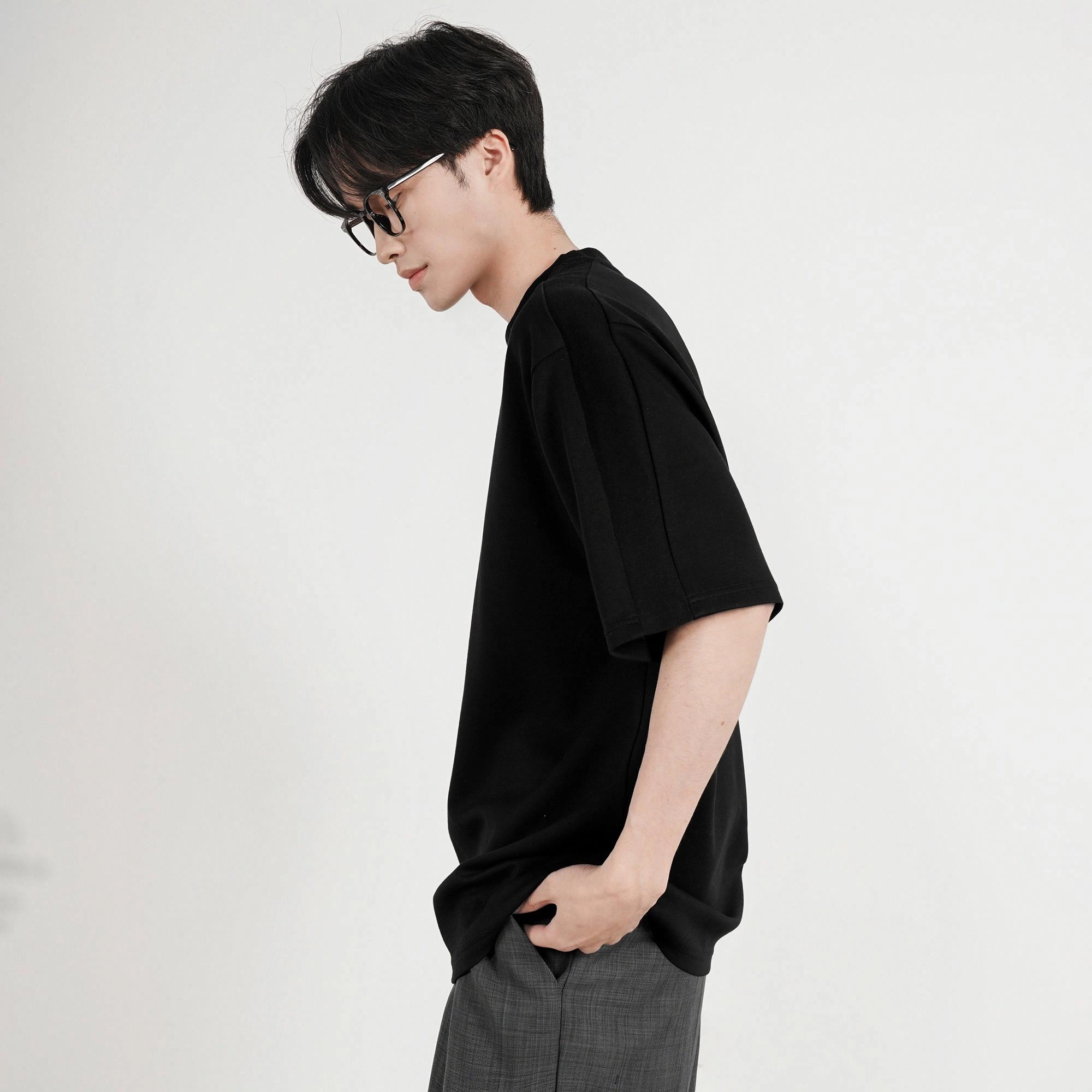 URBAN AUTHENTIC T