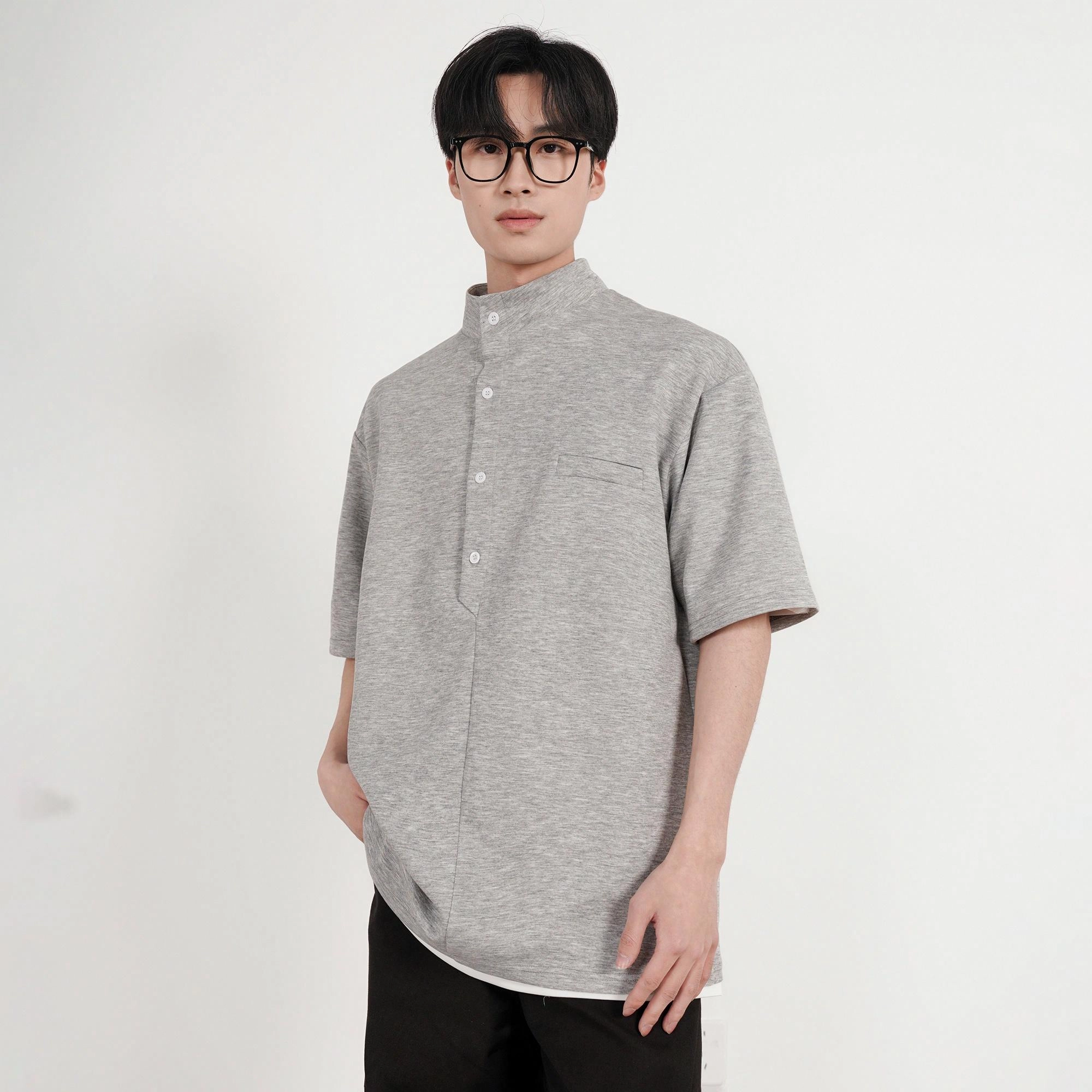 URBAN AUTHENTIC T