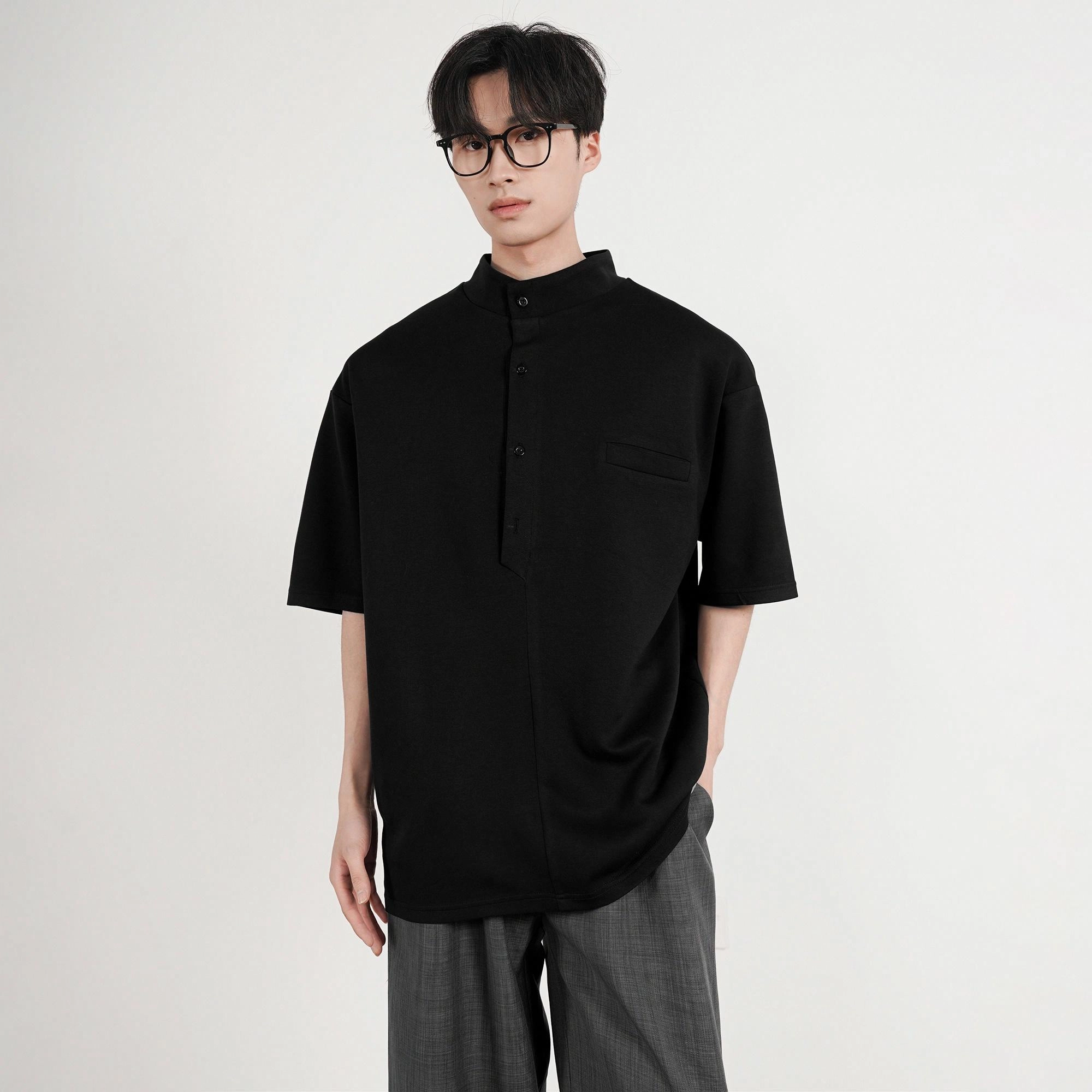 URBAN AUTHENTIC T