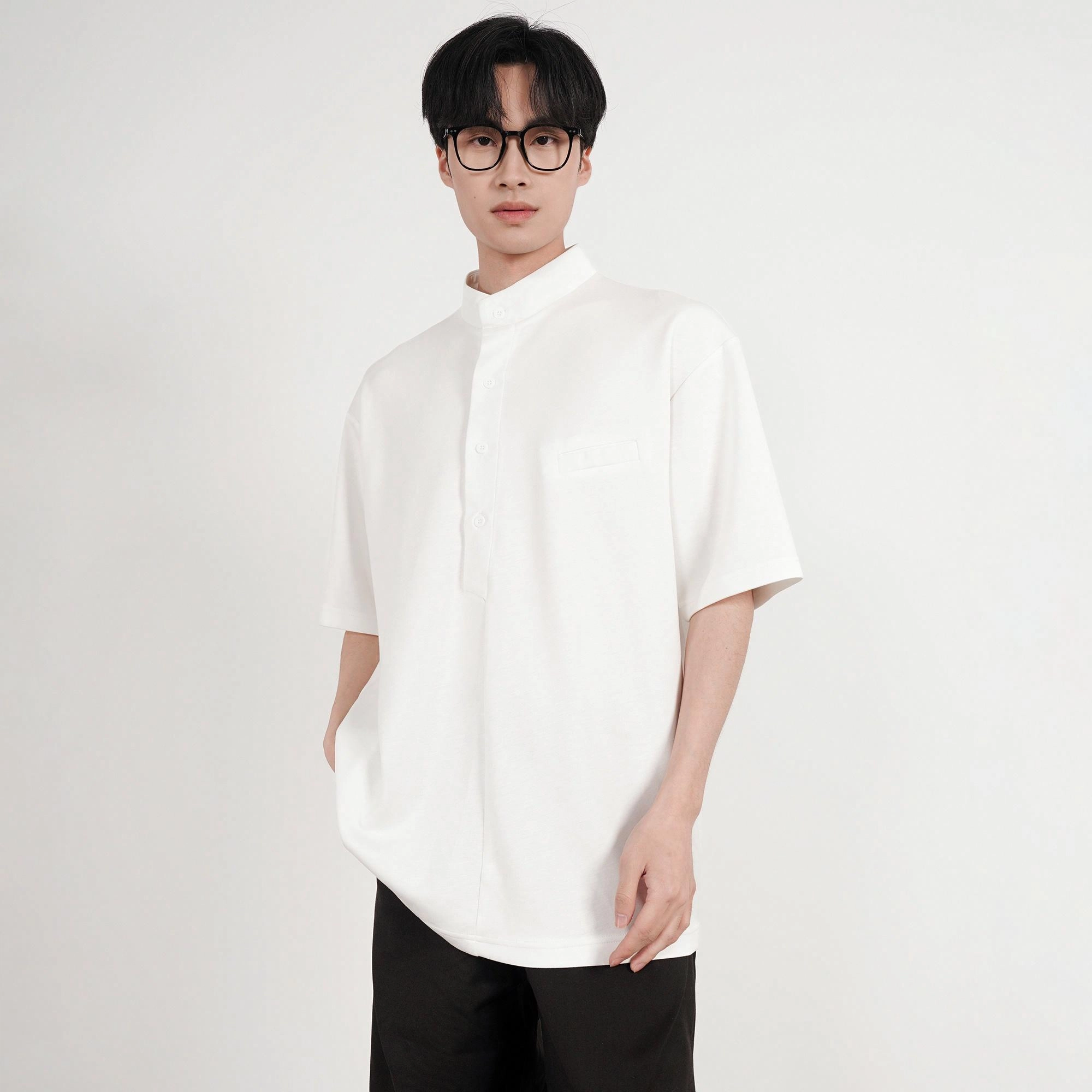 URBAN AUTHENTIC T