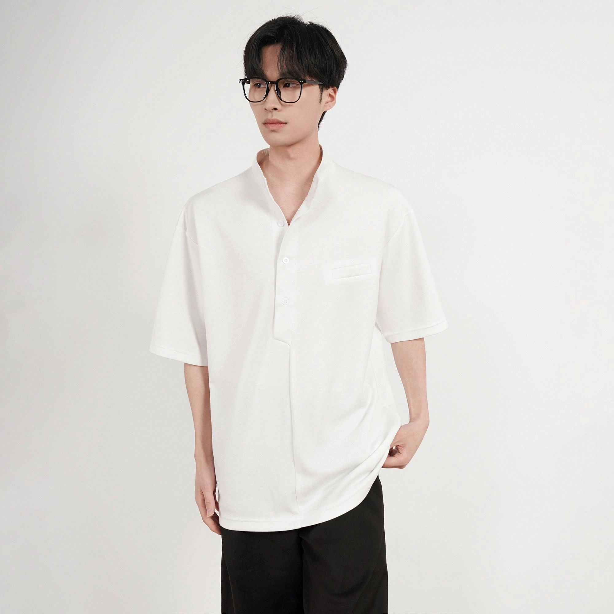 URBAN AUTHENTIC T