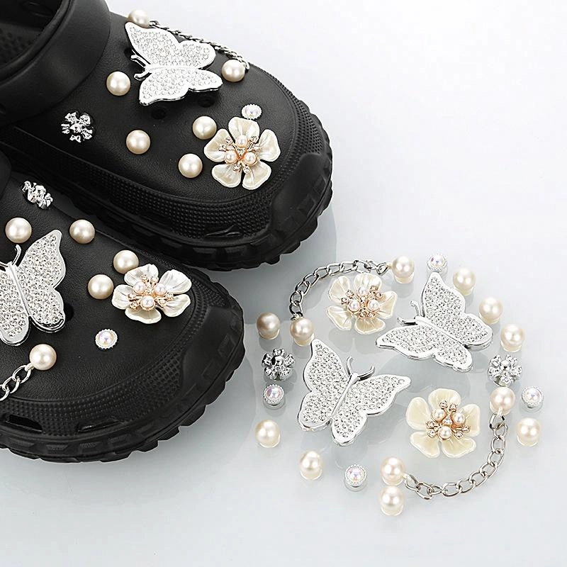 Crocs DIY